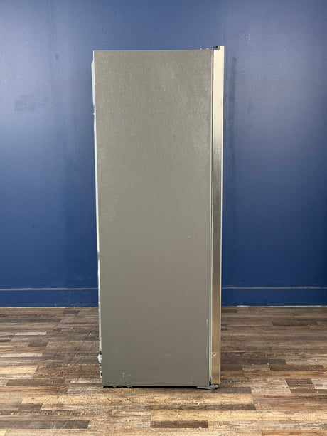 Frigidaire - Professional 19 cu. ft. Single Door Frost Free Upright Freezer in Smudge-Proof Stainless Steel, ENERGY STAR