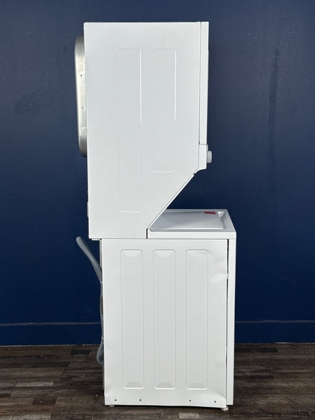 Frigidaire - 3.9 cu. ft. Washer and 5.6 cu. ft. Gas Dryer Combo in White with Quick Wash & Dry Cycle, MaxFill and Long Vent