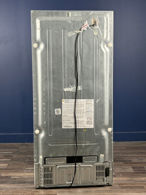 Frigidaire - 30 in. 20 cu. ft. Garage Ready Freestanding Top Freezer Refrigerator in White, ENERGY STAR