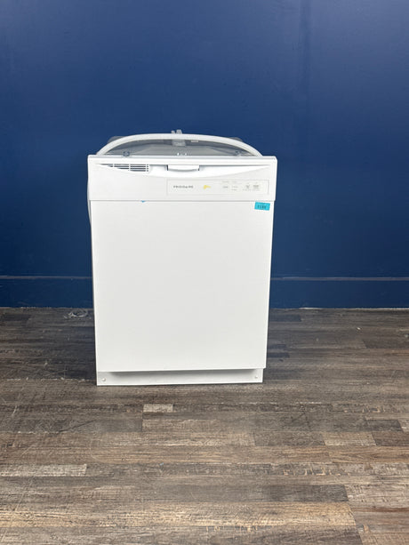 Frigidaire - 24 in. White Front Control Smart Built-In Tall Tub Dishwasher