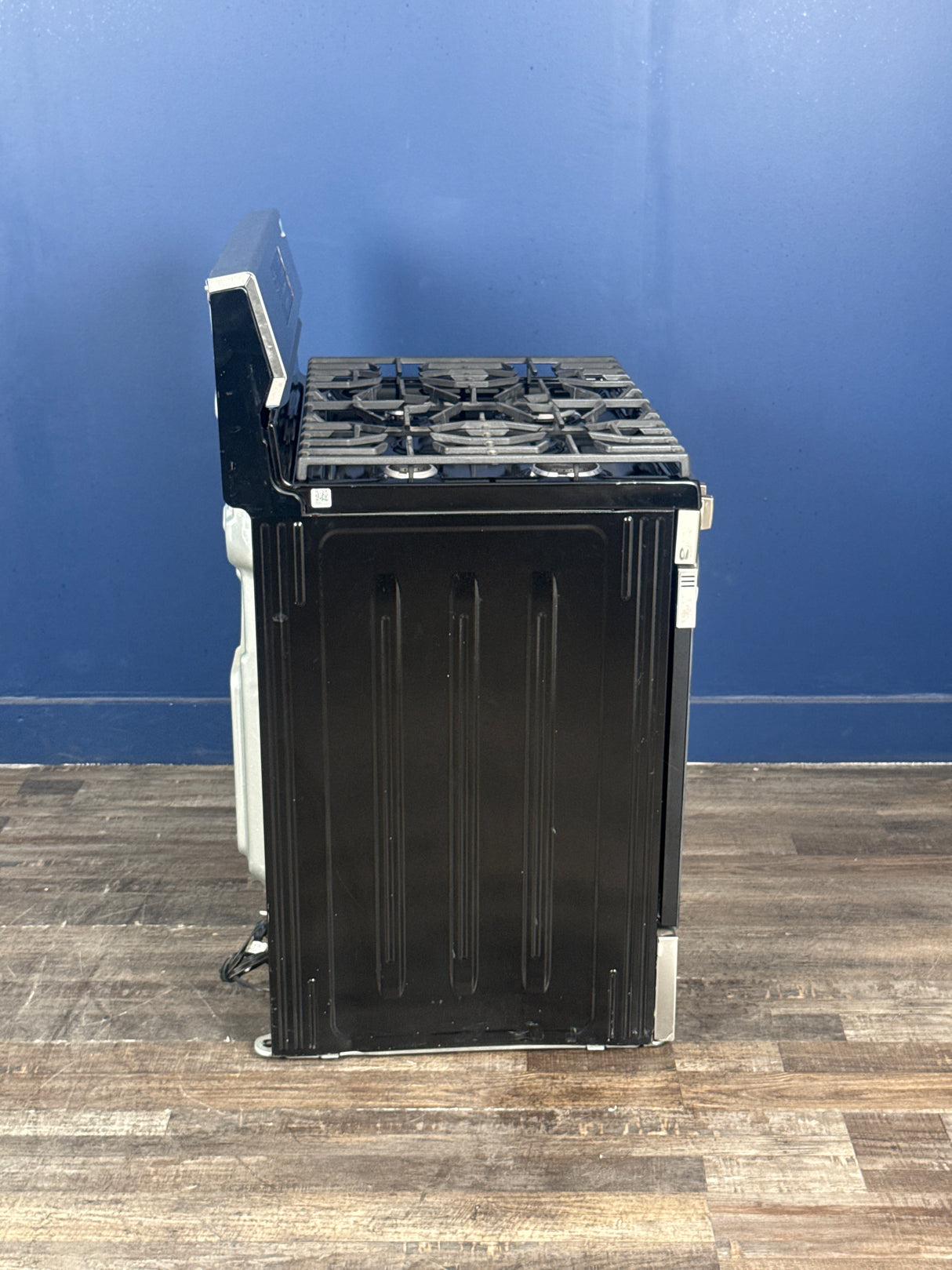 Frigidaire Gallery - 30 in. 5 Burner Freestanding Gas Range in Stainless Steel with True Convection and Air Fry