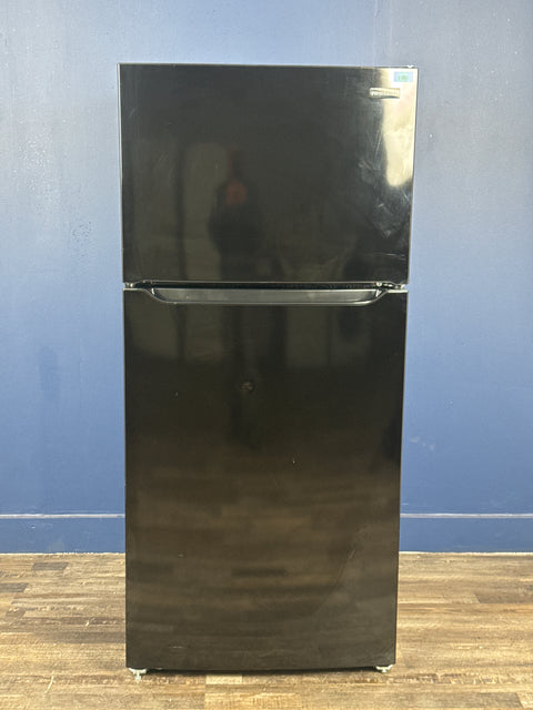 Frigidaire - 20 cu. ft. Garage Ready Top Freezer Refrigerator in Black, ENERGY STAR