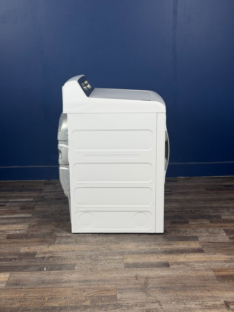 GE - Profile 7.4 cu.ft. Smart Gas Dryer in White with Sanitize Cycle and Sensor Dry, ENERGY STAR