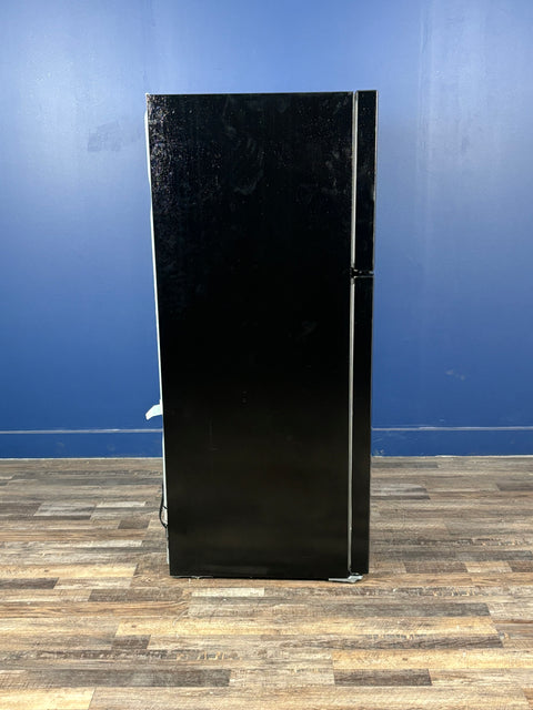 Frigidaire - 30 in. 18.3 cu. ft. Garage Ready Top Freezer Refrigerator in Black, ENERGY STAR