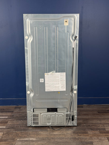 Frigidaire - 30 in. 18.3 cu. ft. Top Freezer Refrigerator, Garage Ready
