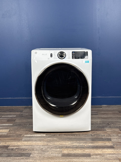 GE - 7.8 cu.ft. Smart Front Load Gas Dryer in White with Steam and Sanitize