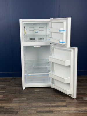 Frigidaire - 27.6 in. 14 cu. ft. Top Freezer Refrigerator in White, ENERGY STAR