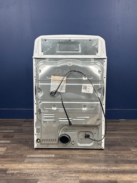 GE - 7.2 cu. ft. vented Gas Dryer in White with Auto Dry and Extended Tumble