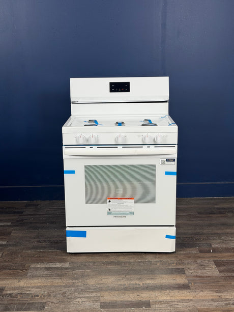 Frigidaire - 30 in 5 Burner Freestanding Gas Range in White with Quick Boil and Even Baking Technology