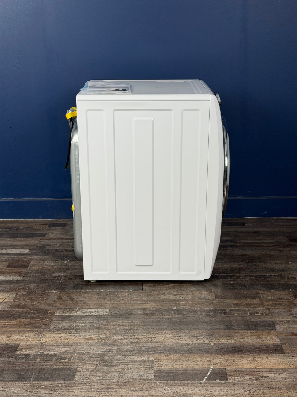 Electrolux - 4.5 Cu. Ft. Front Load Washer in White