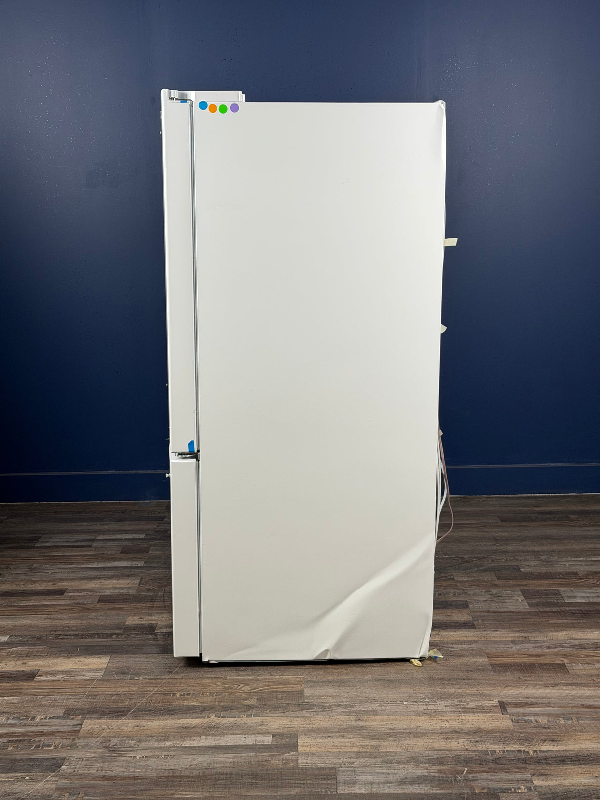 GE - 27 cu. ft. French Door Refrigerator in White with Internal Dispenser, ENERGY STAR