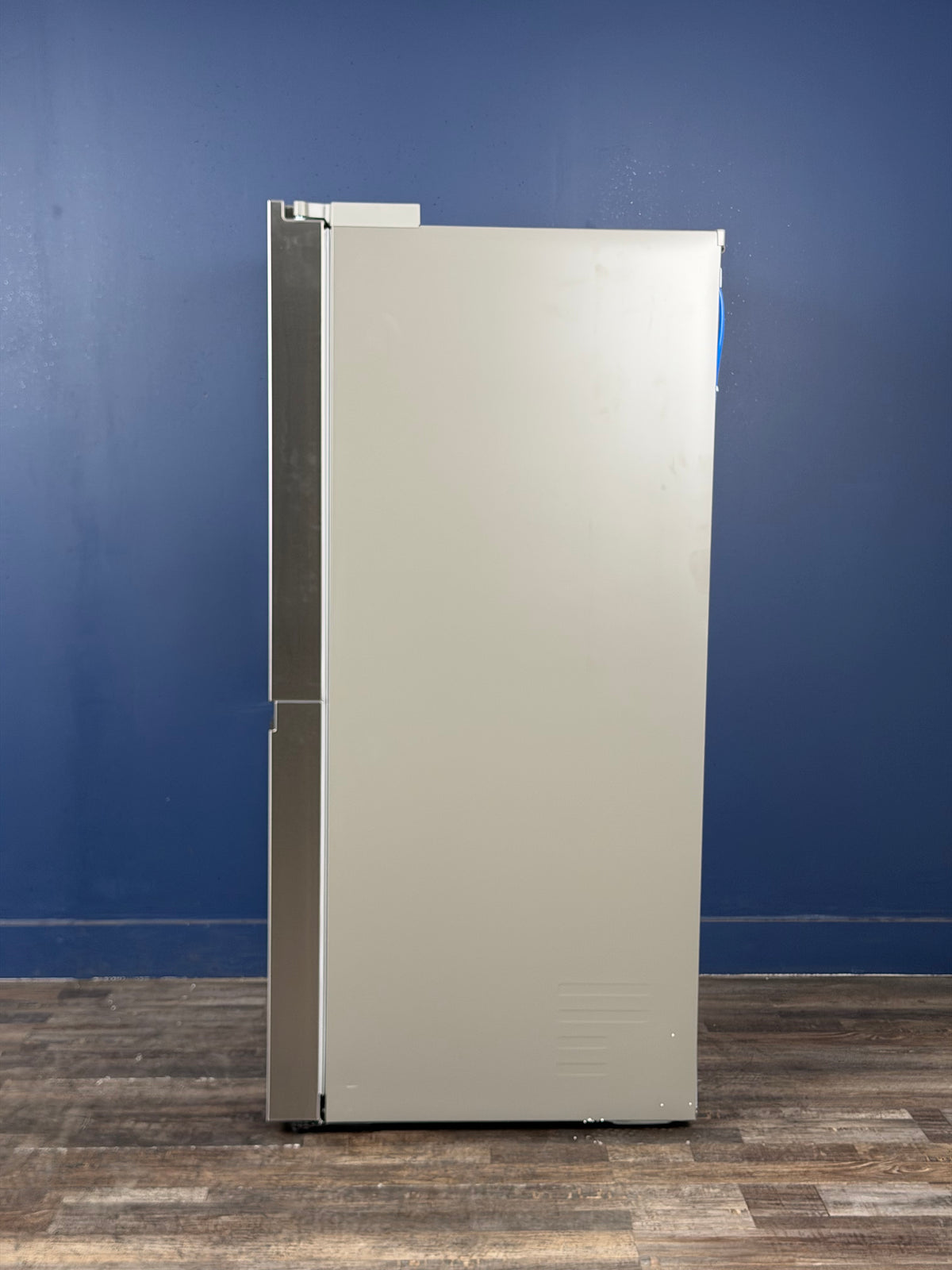 LG - 27 cu. ft. Side by Side Smart Refrigerator w/ Craft Ice, External Ice and Water Dispenser in PrintProof Stainless Steel