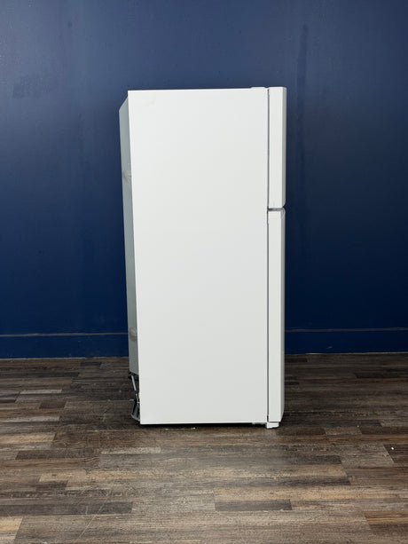 Frigidaire - 27.6 in. 14 cu. ft. Frost Free Top Freezer Refrigerator in White with EvenTemp Cooling System