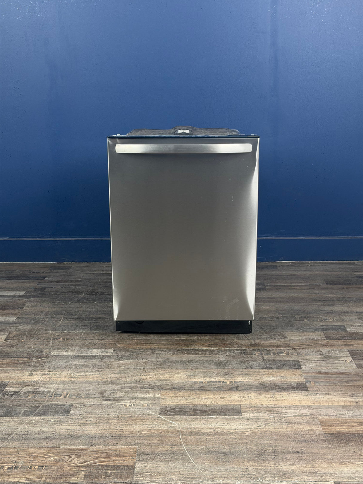 Frigidaire - 24 in. Top Control Built-In Tall Tub 49 dBA Dishwasher in Stainless Steel with 5-Cycles