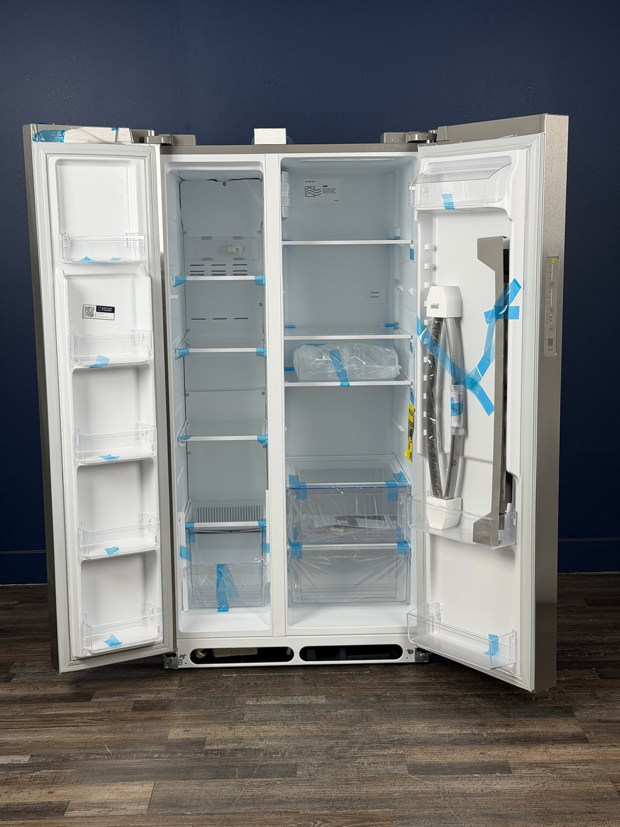 Frigidaire - 36 in. 26 cu. ft. Standard Depth Side-by-Side Refrigerator in Stainless Steel with CrispSeal Crispers