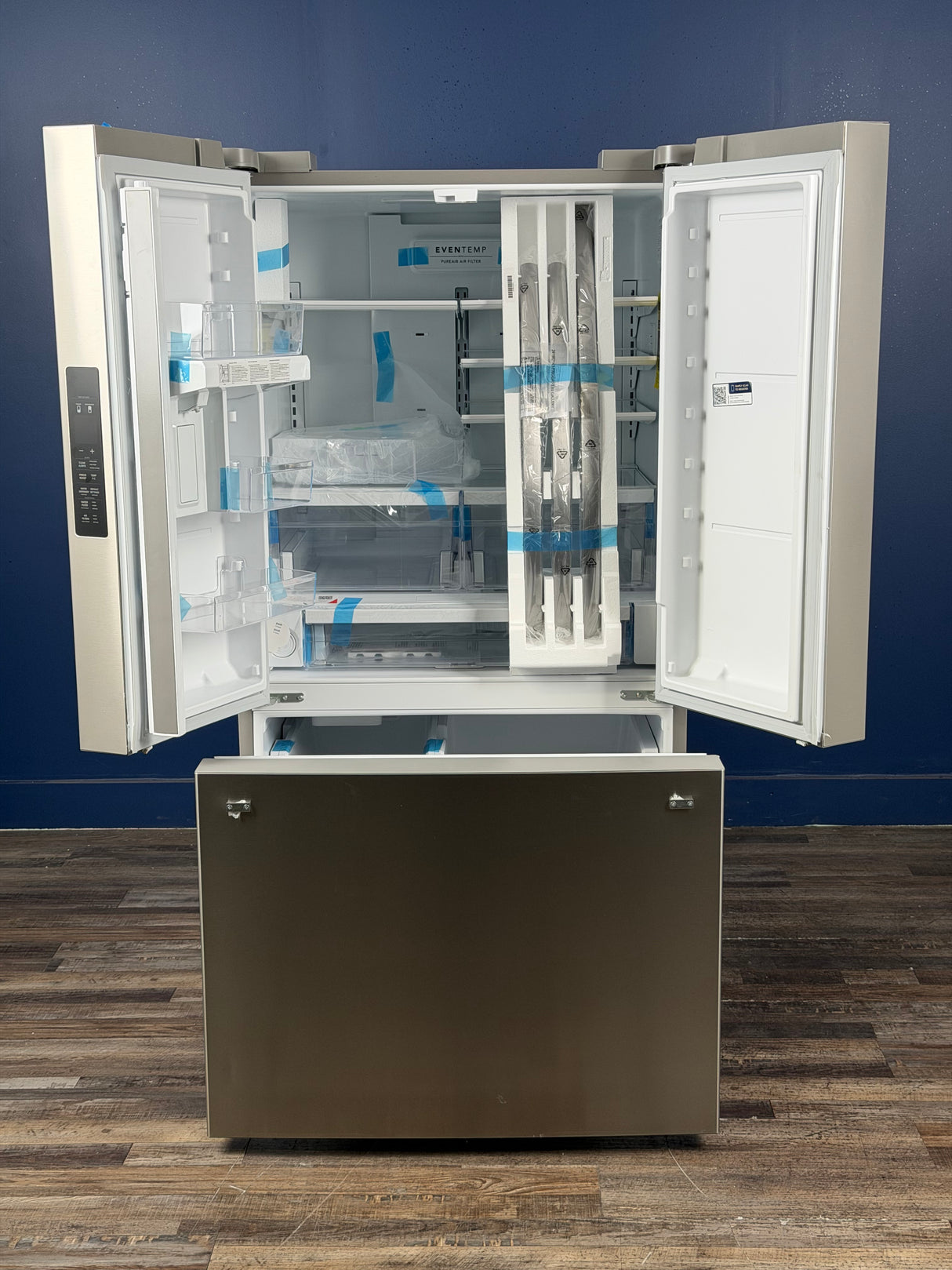 Frigidaire - 36 in 29 cu. ft. Standard Depth French Door Refrigerator in Smudge-Proof Stainless Steel with Internal Water Dispenser