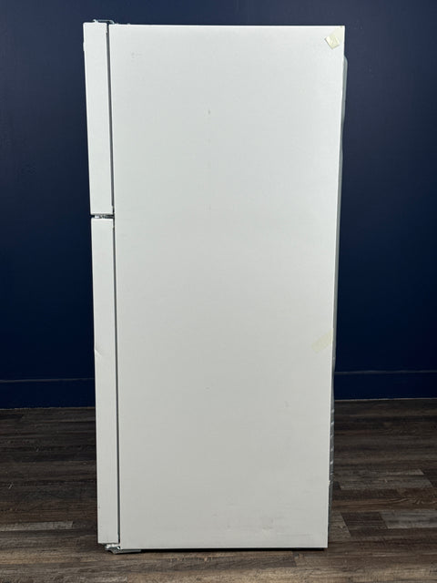 Frigidaire - 30 in. 20 cu. ft. Garage Ready Top Freezer Refrigerator in White