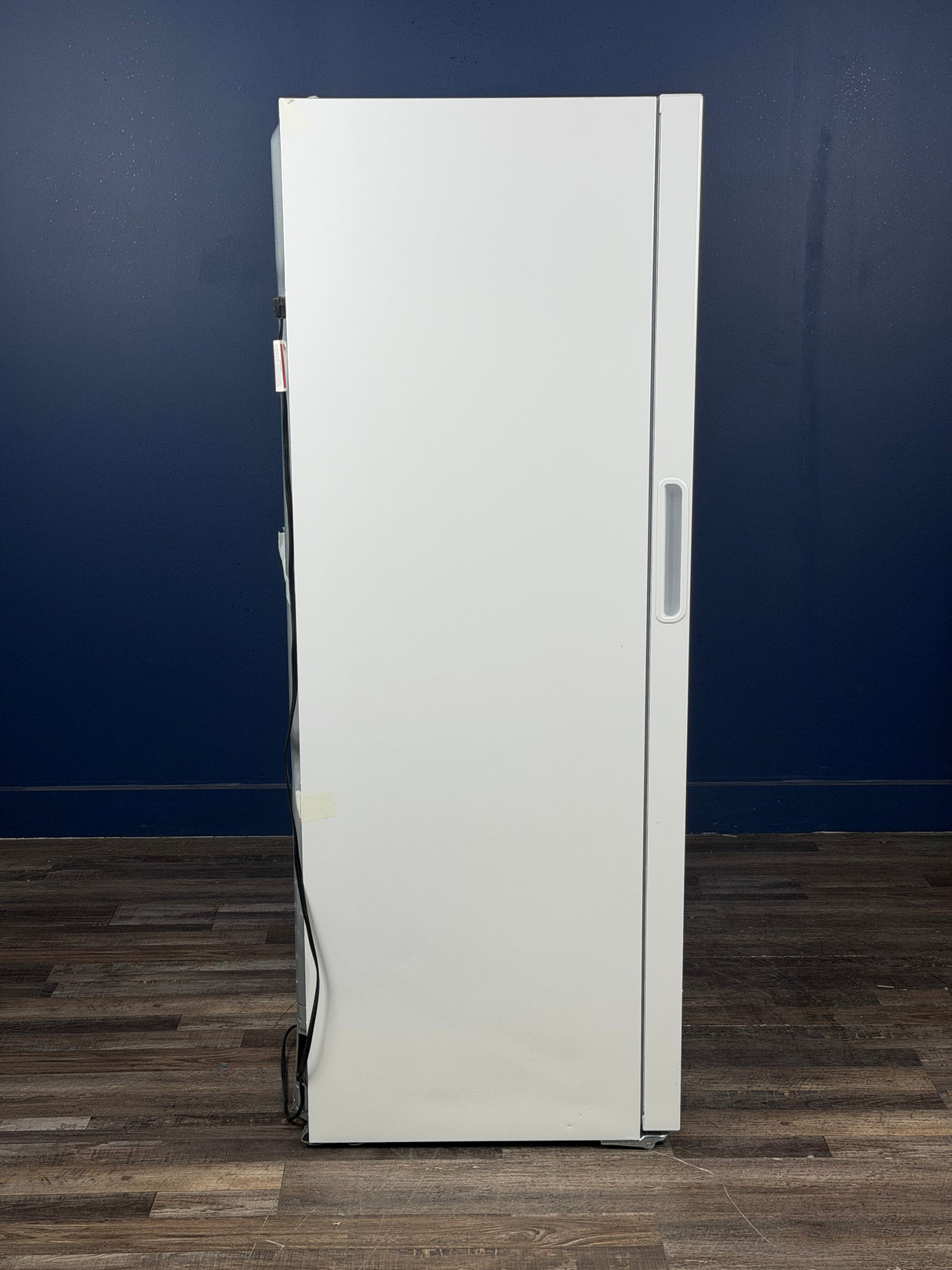 Frigidaire - 20 cu. ft. Frost Free Defrost, Garage Ready Upright Freezer in White, ENERGY STAR