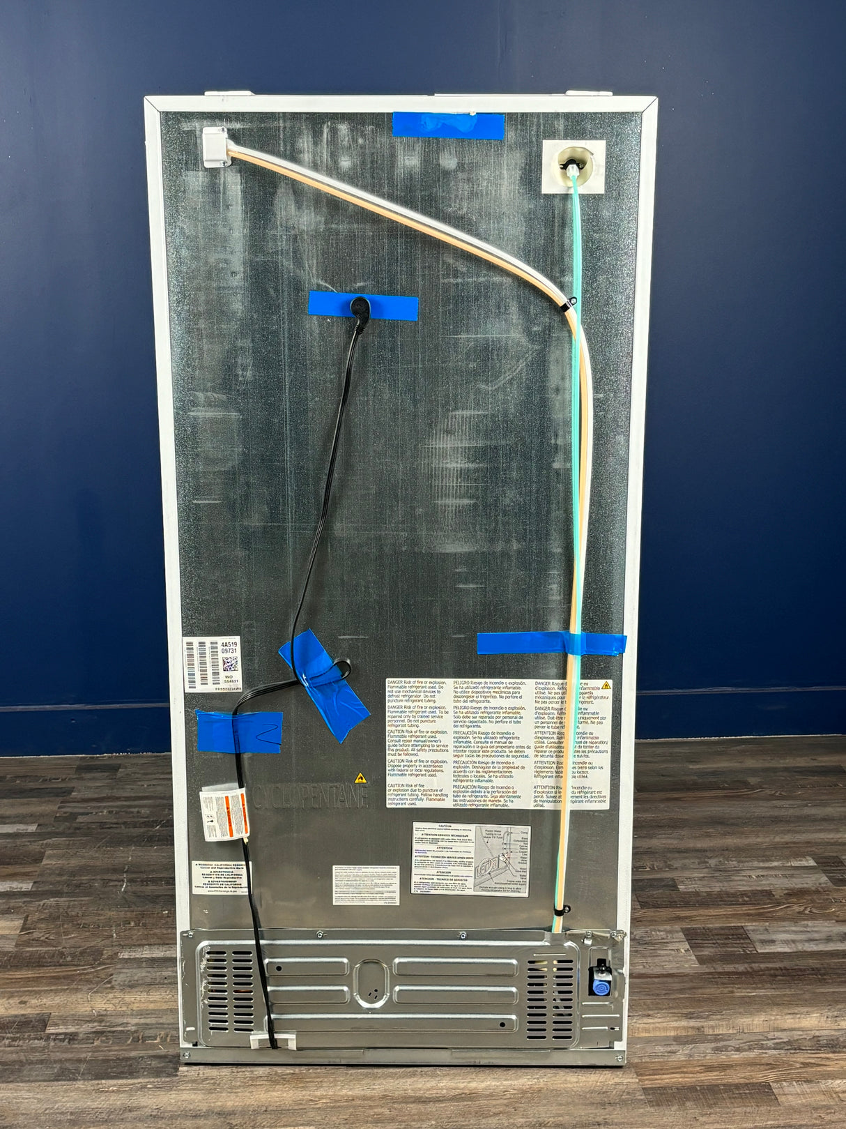 Frigidaire - 33 in. 22.3 cu. ft. Standard Depth Side by Side Refrigerator in White