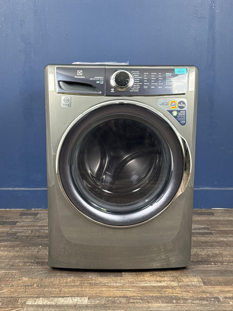 Electrolux - 4.4 cu. ft. Front Load Washer with LuxCare in White