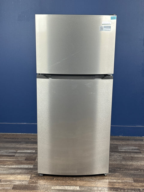 Frigidaire - 27.6 in. 14 cu. ft. Top Freezer Refrigerator in Fingerprint-Resistant Stainless Look, ENERGY STAR