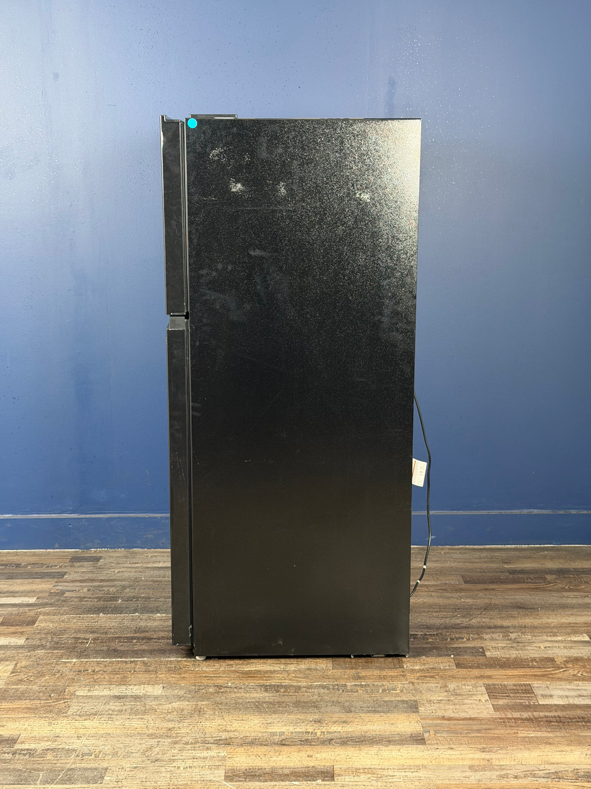 Frigidaire - 29.7 in 19 cu. ft. Standard Depth Garage Ready Top Freezer Refrigerator in Black with Precision Temperature Control