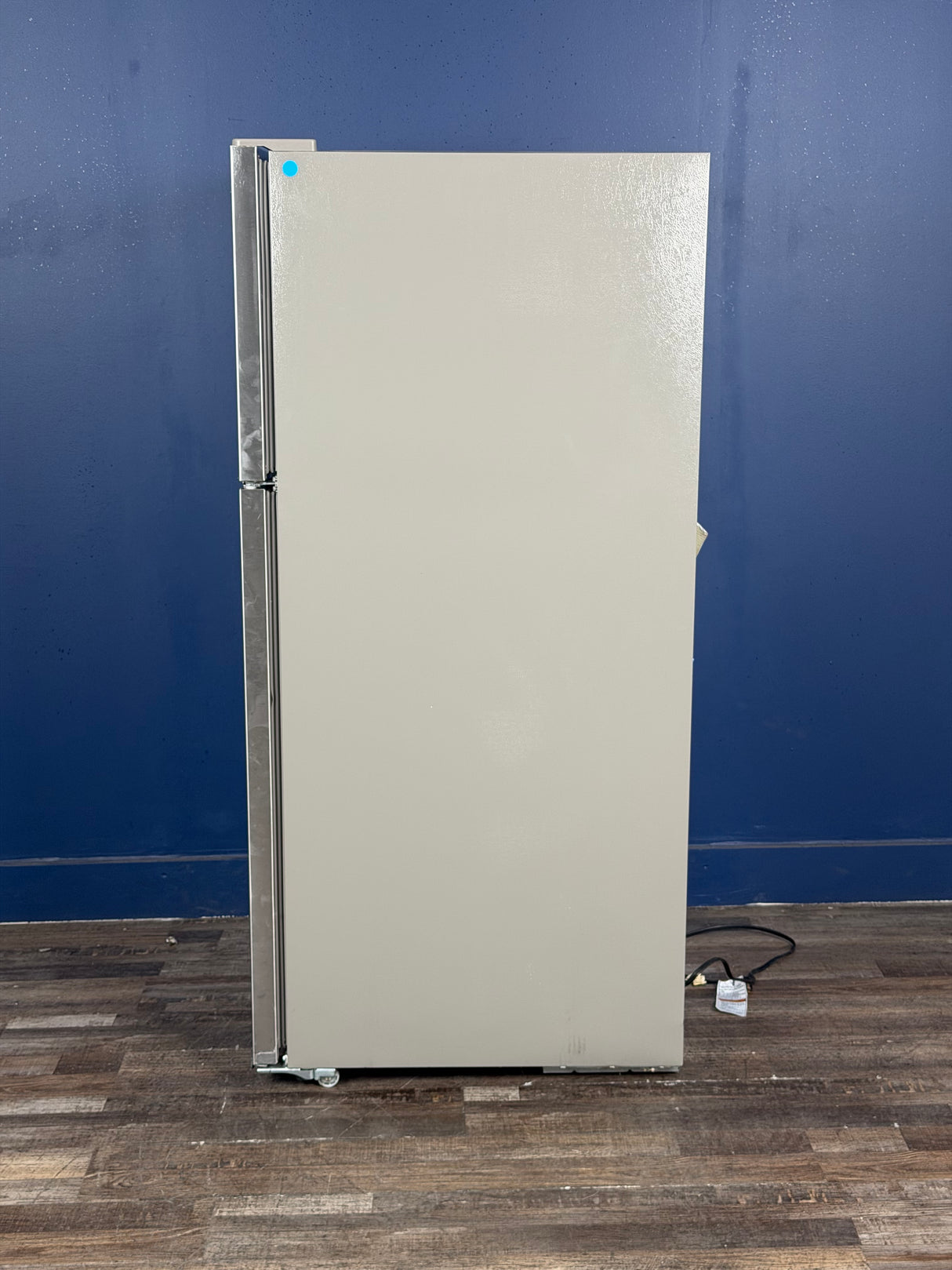 Whirlpool - 30 in. 18.3 cu. ft. Top Freezer Refrigerator Built-In and Standard in Monochromatic Stainless Steel