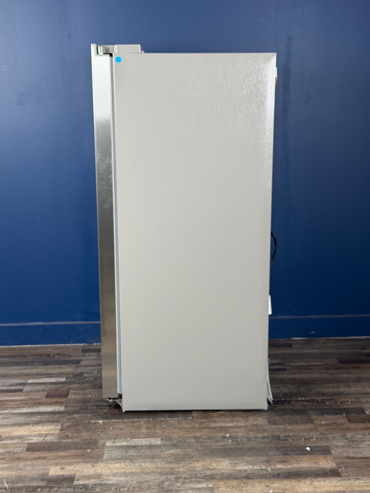 Frigidaire - 33 in. 22.3 cu. ft. Standard Depth Side by Side Refrigerator in Stainless Steel