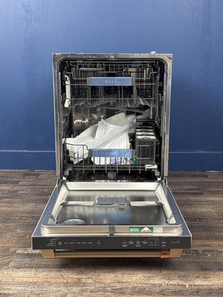 GE Cafe - 24 in. Built-In Smart Top Control Dishwasher in Matte White with Stainless Tub, Interior Lighting, 39 dBA