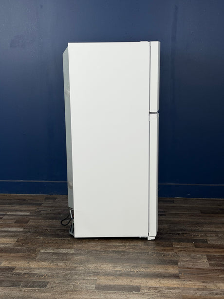 Frigidaire - 27.6 in. 14 cu. ft. Frost Free Top Freezer Refrigerator in White with EvenTemp Cooling System