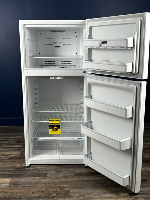 Frigidaire - 18.3 Cu. Ft. Garage Ready Top Freezer Refrigerator in White2