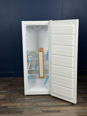 Frigidaire - 7 cu. ft. Garage Ready Convertible Upright Freezer in White with Reversible Door
