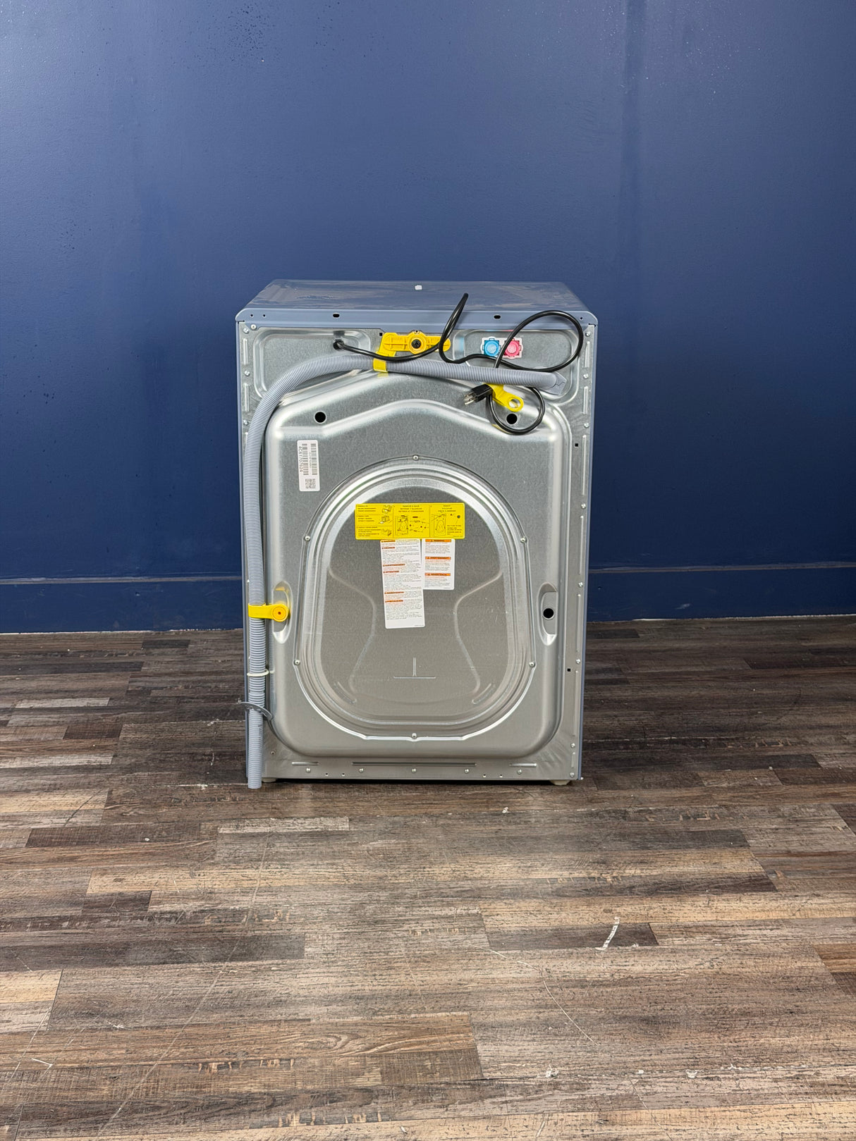 Electrolux - 4.5 Cu. Ft. Front Load Washer in Denim Blue