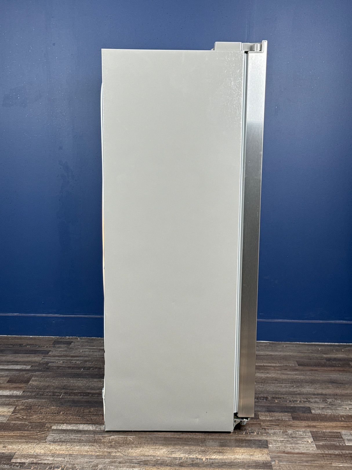 Frigidaire - 36.1 in. 22.3 cu. ft. Counter Depth Side-by-Side Refrigerator in Stainless Steel