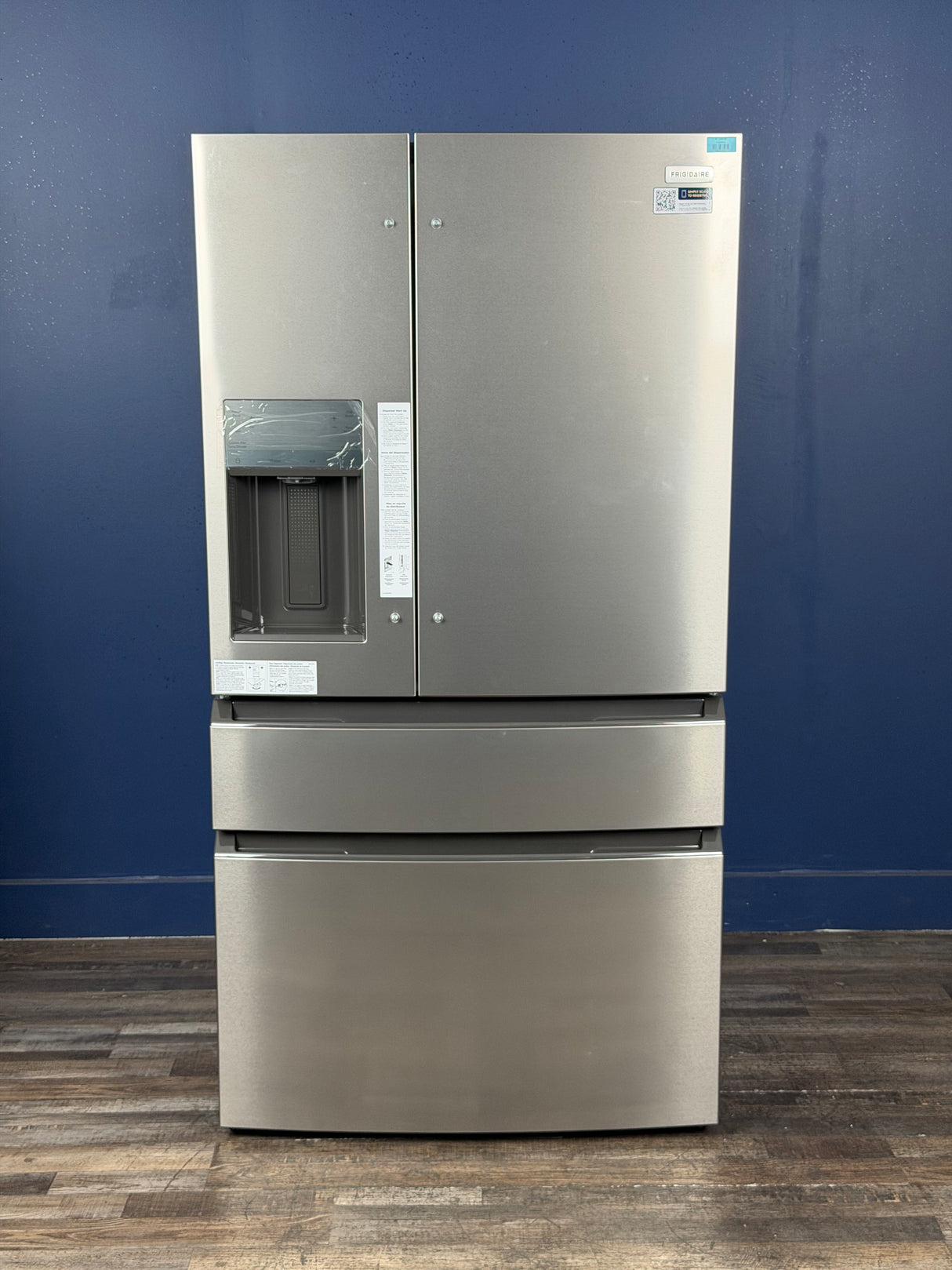 Frigidaire - 36 in. 26 cu. ft. Standard-Depth 4-Door French Door Refrigerator in Fingerprint-Resistant Stainless Steel Look