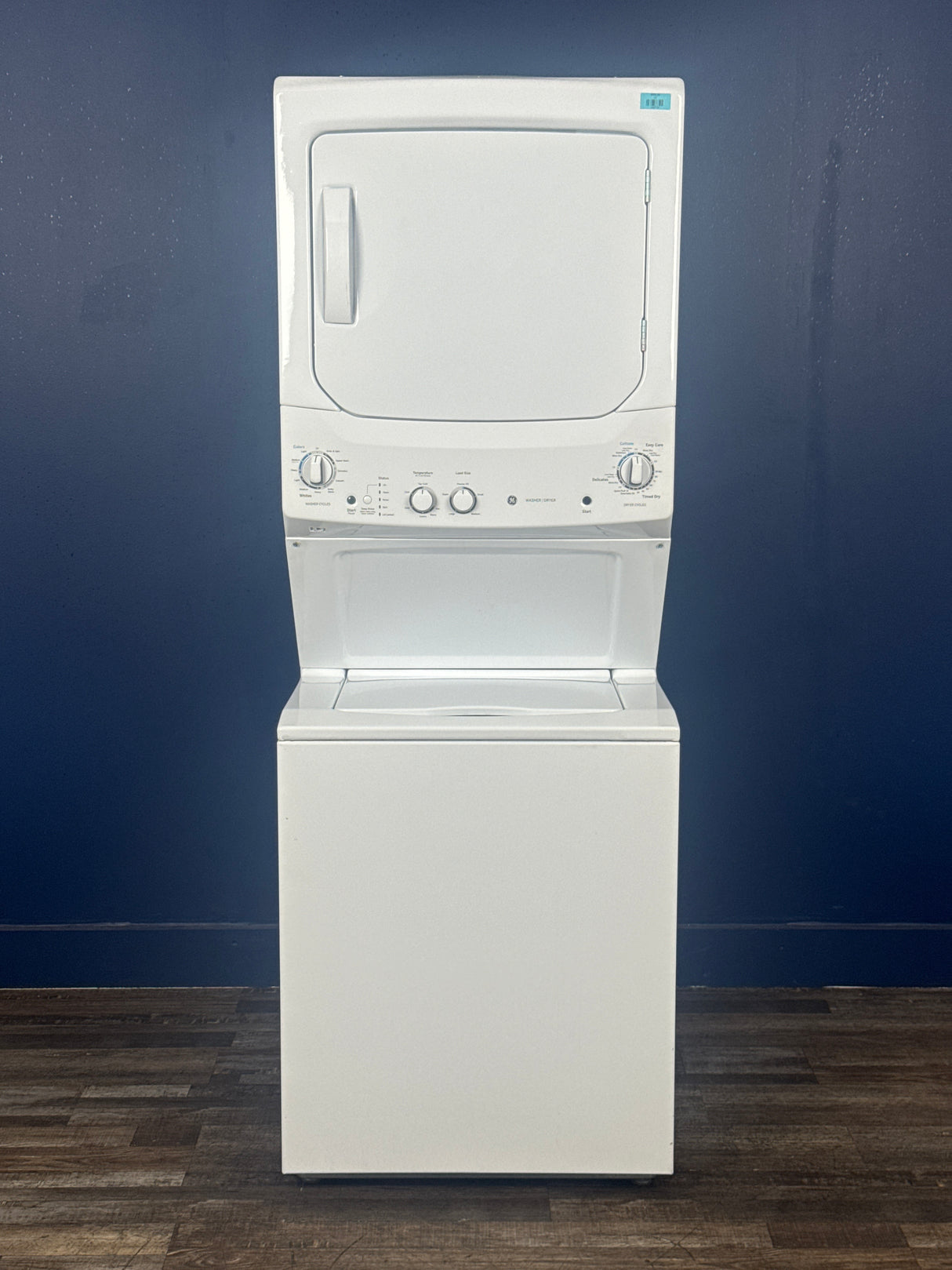 GE - 3.8 cu. ft. Washer 5.9 cu. ft. Gas Dryer Combo in White