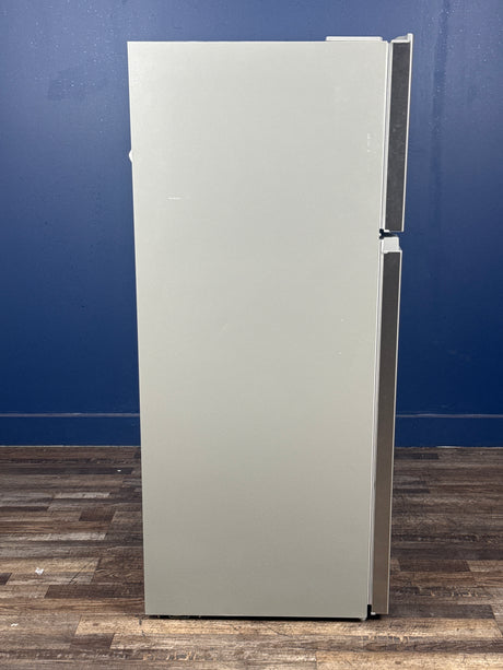 Frigidaire - 28 in. 16 cu. ft Garage Ready Top Freezer Refrigerator in Stainless Steel, ENERGY STAR