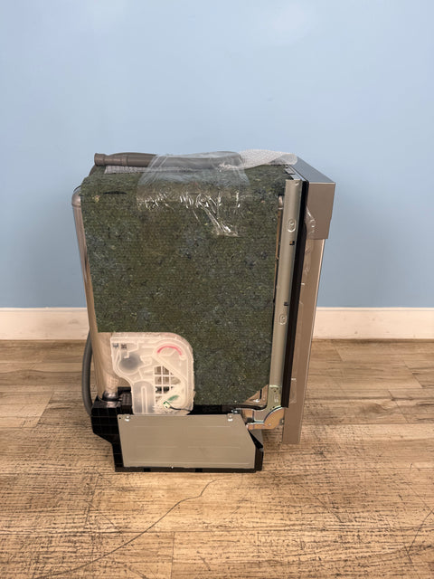 Frigidaire - 18 In. in. Front Control Built-In Tall Tub Dishwasher in Stainless Steel with 6-Cycles, 52 dBA