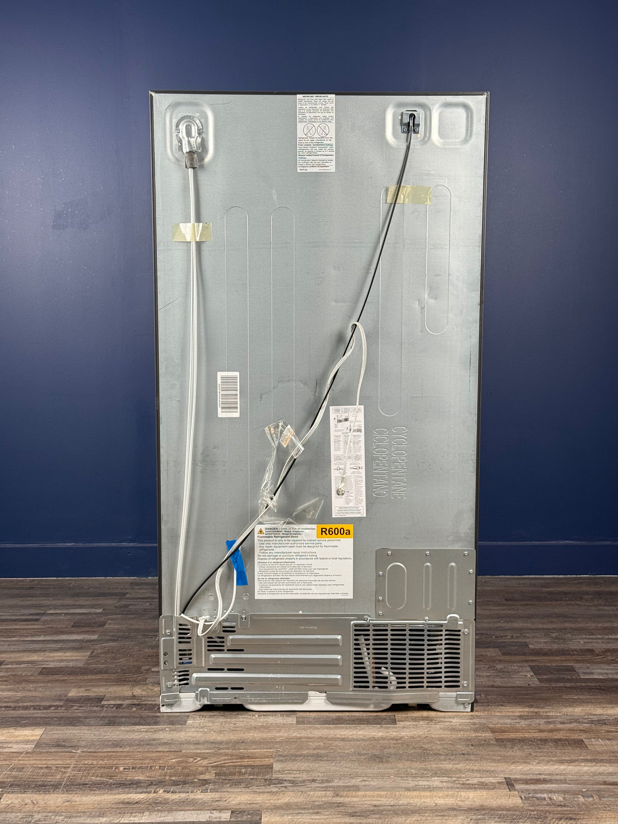 GE - 21.8 cu. ft. Side by Side Refrigerator in Fingerprint Resistant Stainless Steel, Counter Depth