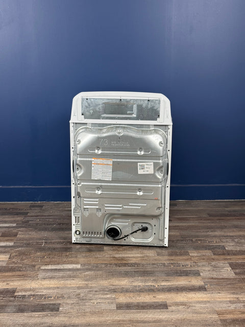 GE - 7.2 cu. ft. vented Gas Dryer in White with Auto Dry and 120ft Venting