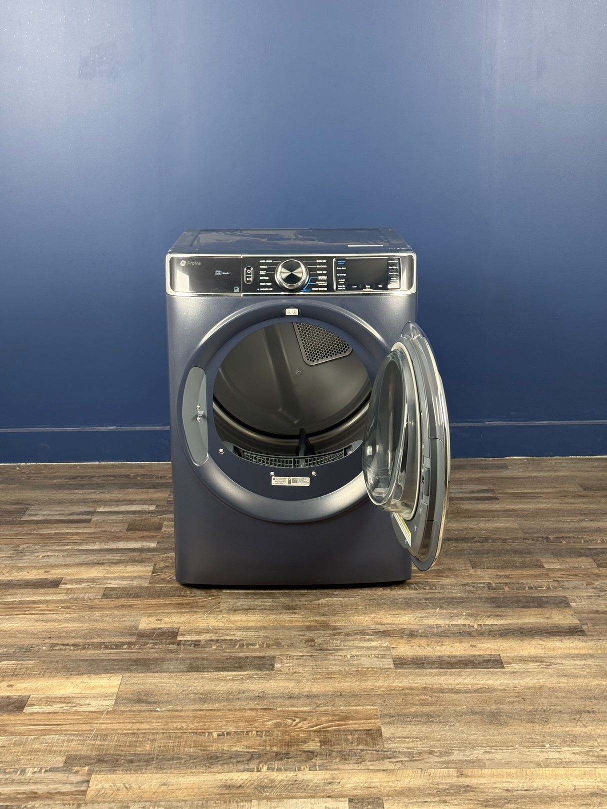 GE Profile - Profile 7.8 cu. ft. vented Gas Dryer in Sapphire Blue with Steam and Sanitize Cycle, ENERGY STAR