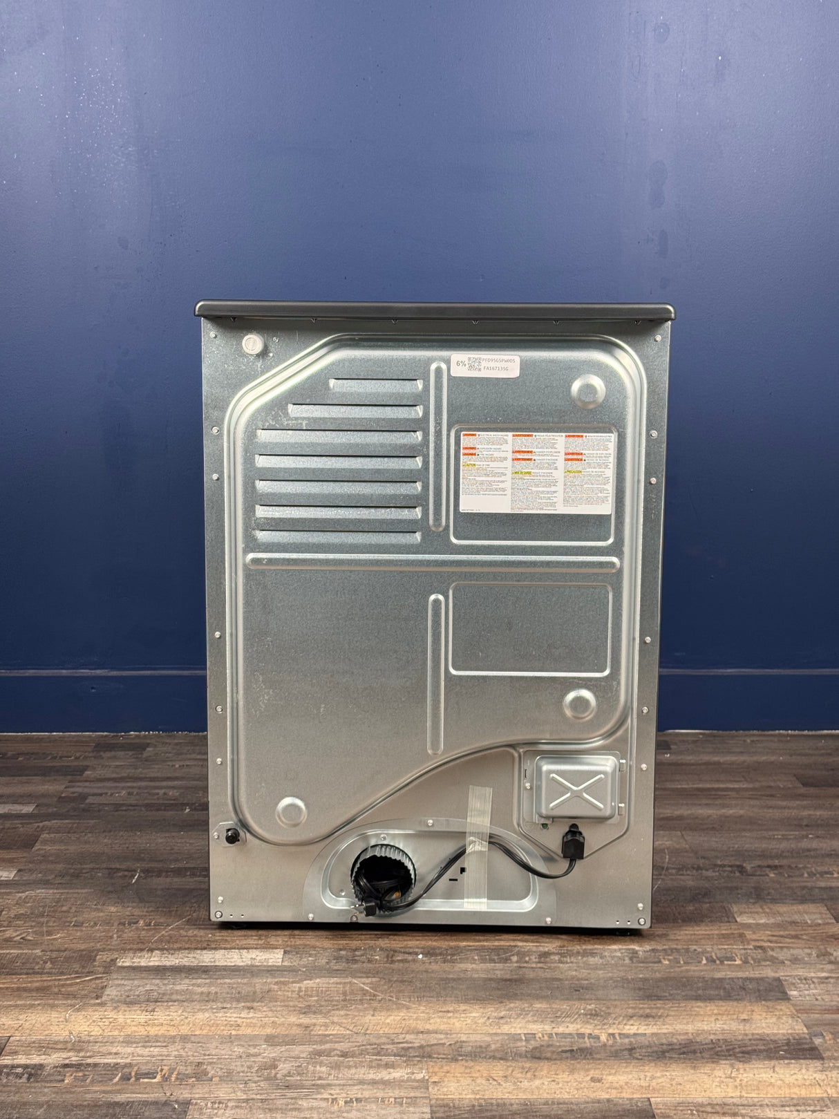 GE Profile - Profile 7.8 cu. ft. Capacity Smart vented Front Load Gas Dryer in Carbon Graphite with Quick Dry, Steam & Sanitize Cycle