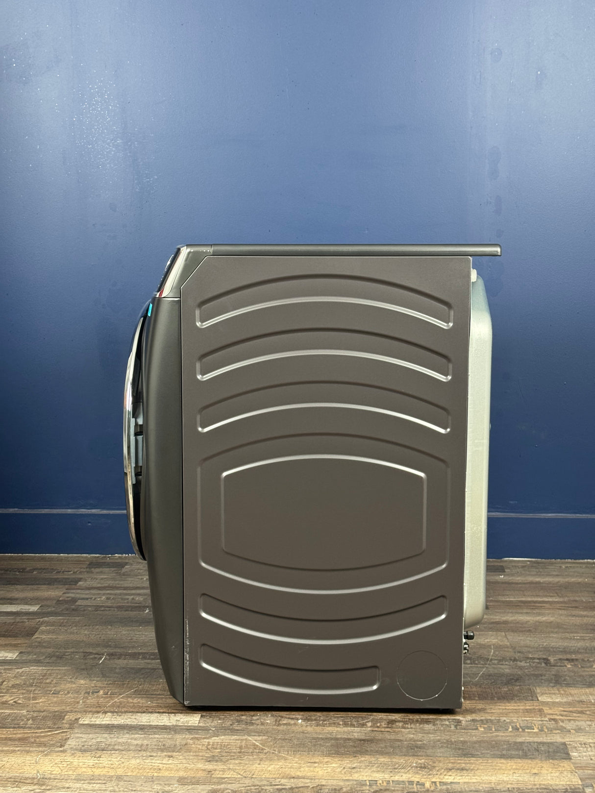 GE Profile - Profile 7.8 cu. ft. Capacity Smart vented Front Load Gas Dryer in Carbon Graphite with Quick Dry, Steam & Sanitize Cycle